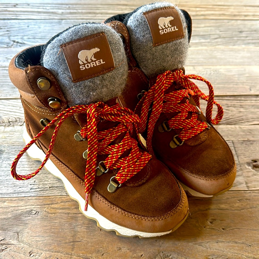 Sorel Kinetic Conquest Snow Hiking Boots W 5 UK 3 EUR 36, excellent condition